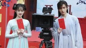 成毅袁冰妍恋情爆料最新,甜蜜互动引粉丝热议  第3张 成毅袁冰妍恋情爆料最新,甜蜜互动引粉丝热议  第3张