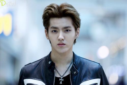 谁爆料的吴亦凡事件最新,神秘爆料者揭露惊人内幕  第3张 谁爆料的吴亦凡事件最新,神秘爆料者揭露惊人内幕  第3张