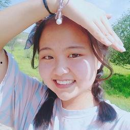 闺蜜进娱乐圈吃瓜视频,一场吃瓜盛宴背后的故事  第3张 闺蜜进娱乐圈吃瓜视频,一场吃瓜盛宴背后的故事  第3张